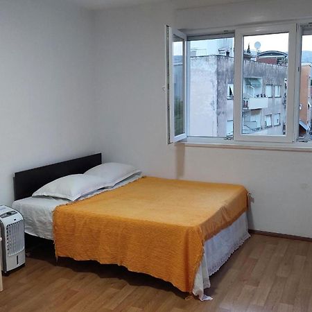 Room With Private Toilet And Terrace In City Center In Shared Apartment Split Buitenkant foto