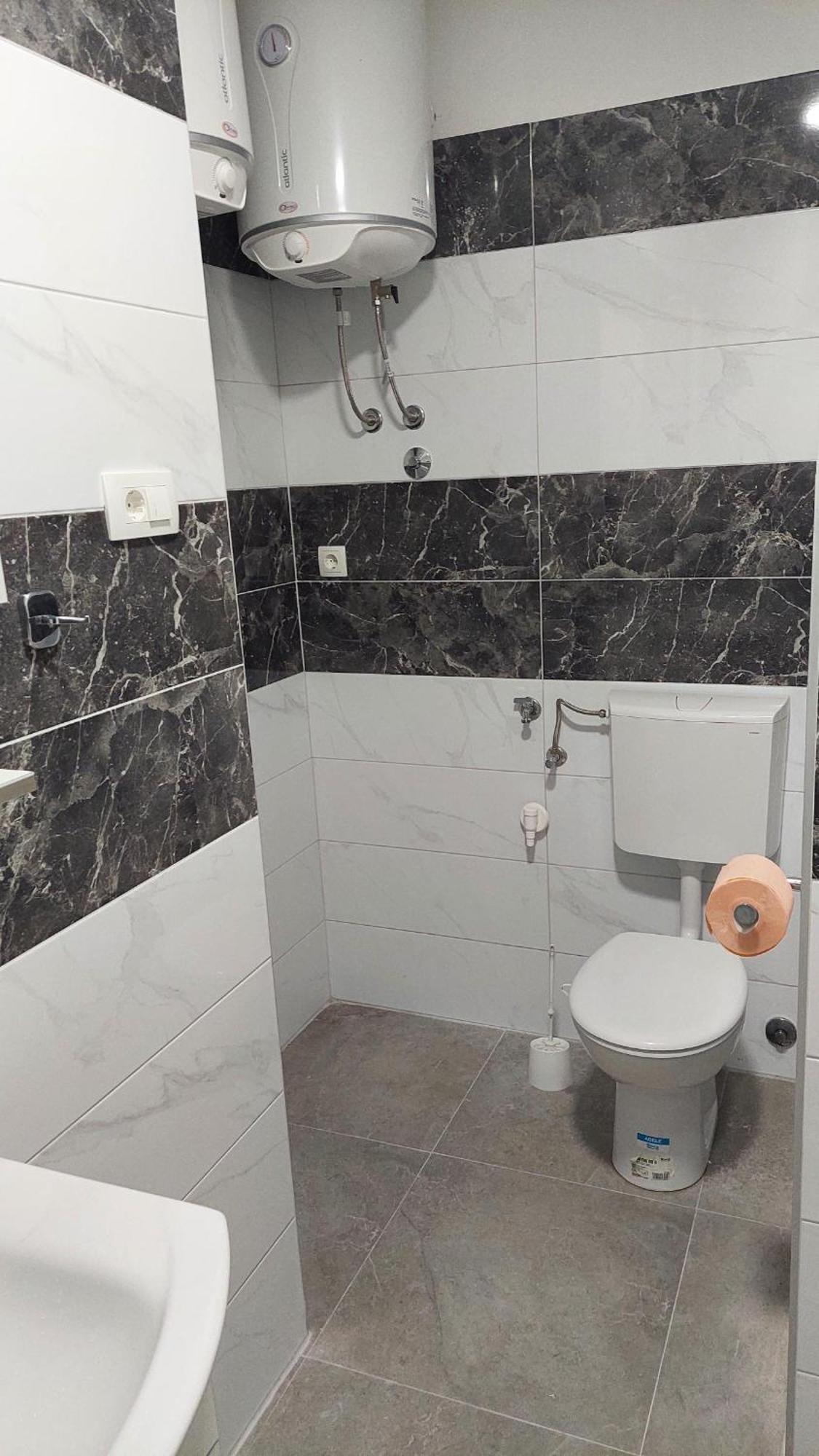 Room With Private Toilet And Terrace In City Center In Shared Apartment Split Buitenkant foto